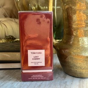 TOM FORD LOST CHERRY